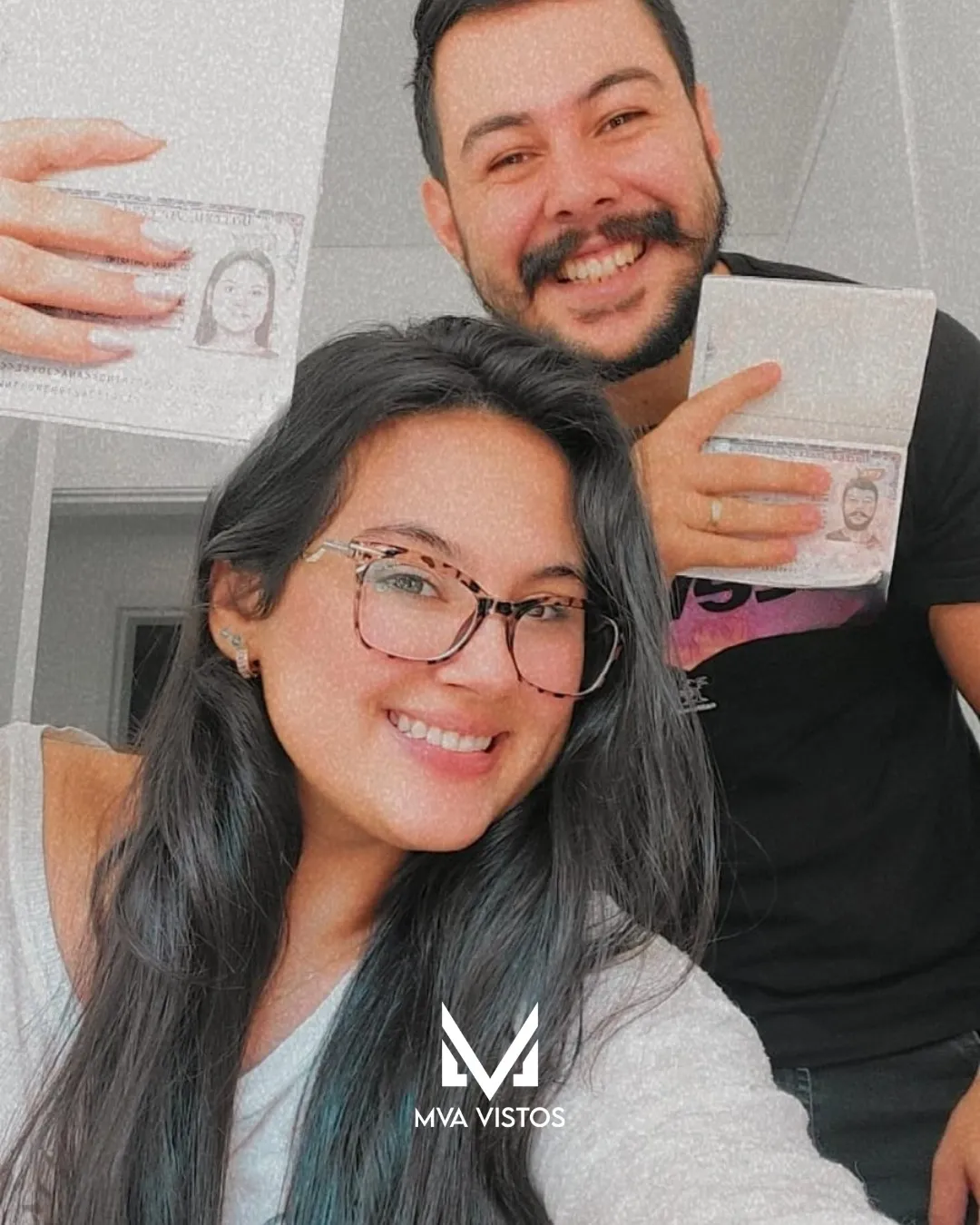 Cliente com o visto americano B2 emitido pela MVA Vistos