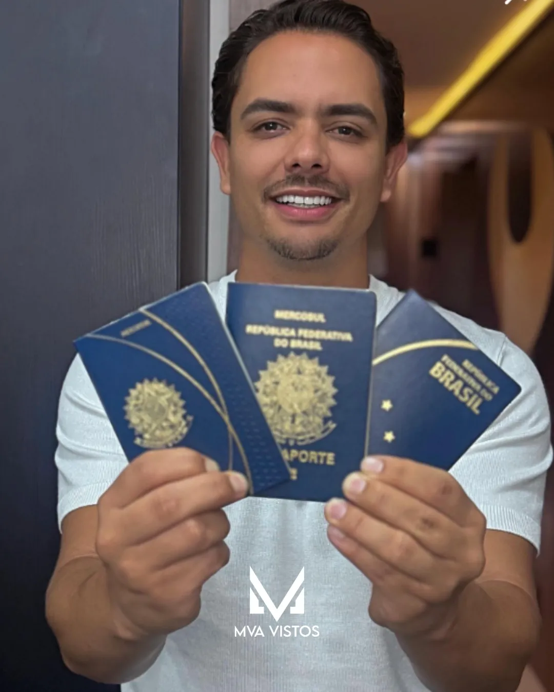 Visto americano de intercâmbio emitido pela MVA Vistos