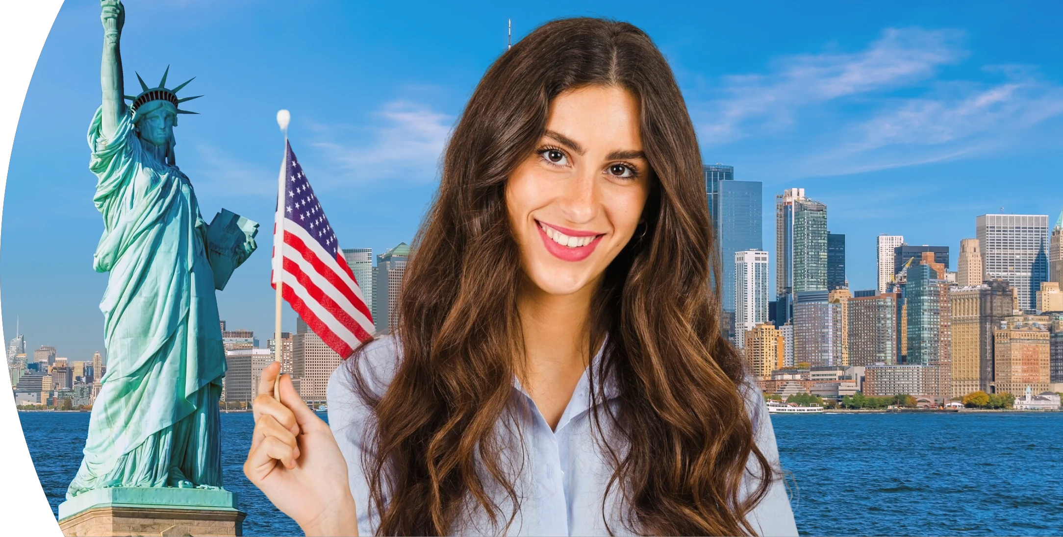 Mulher segurando bandeira americana com Nova York ao fundo - Consultoria visto americano MVA